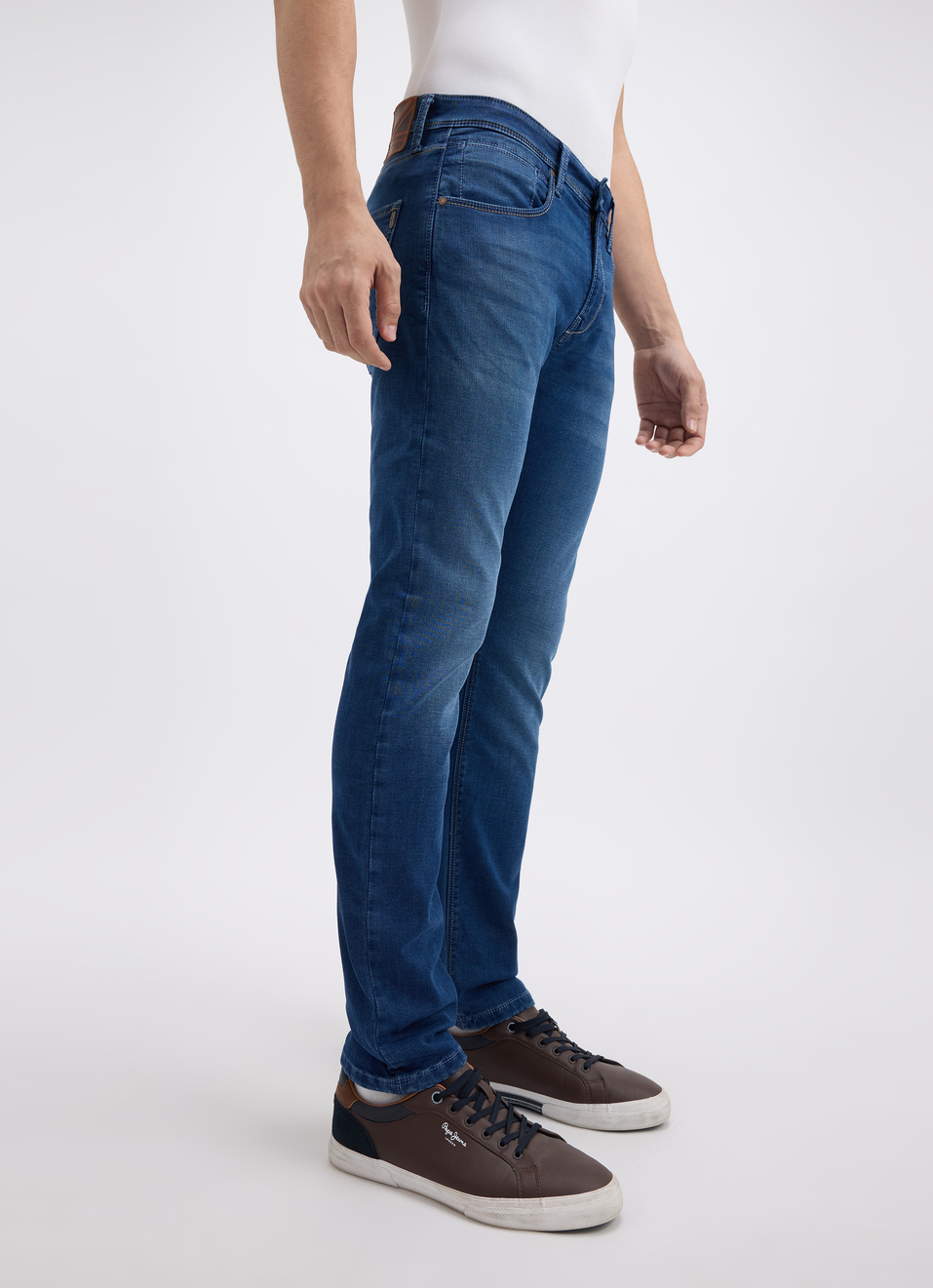 Men Blue Slim Tapered Fit Low Rise Jeans , , large image number 3