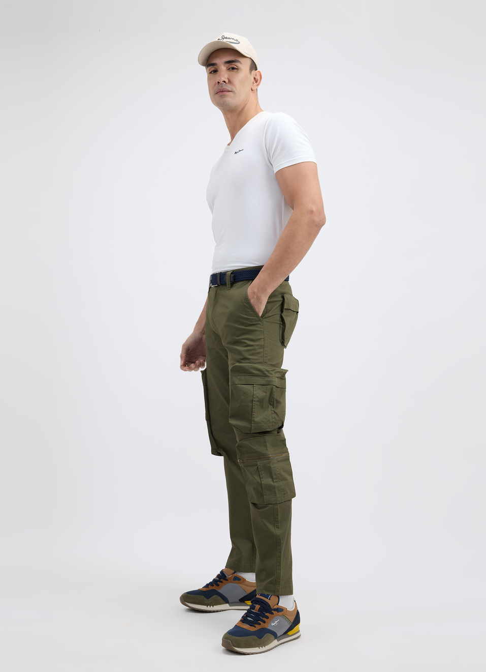Men Green Mid Rise Stretch Cargos, , large image number 0