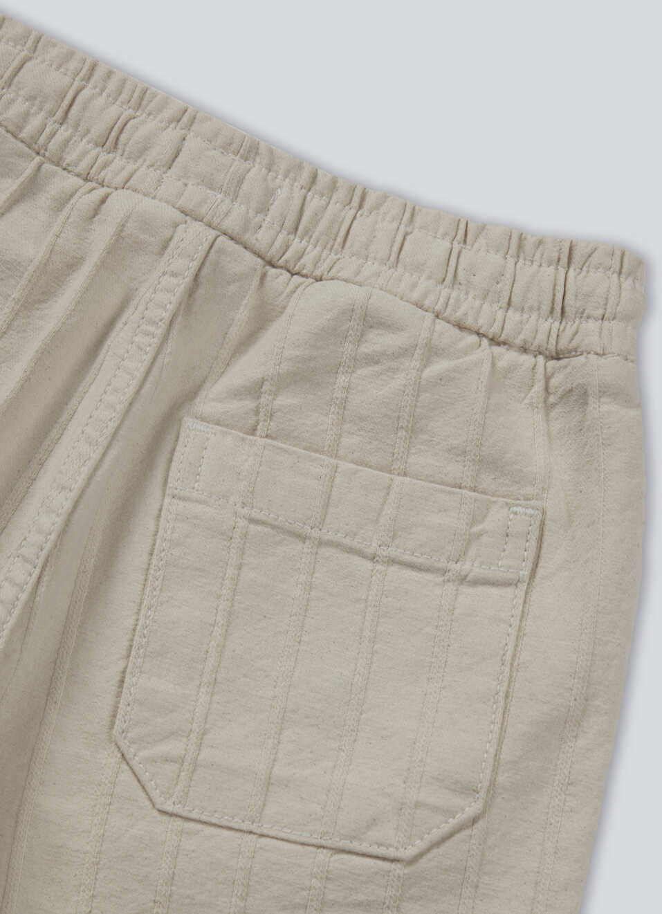 Boys Ecru Mid Rise Tapered Baggy Shorts, , large image number 3
