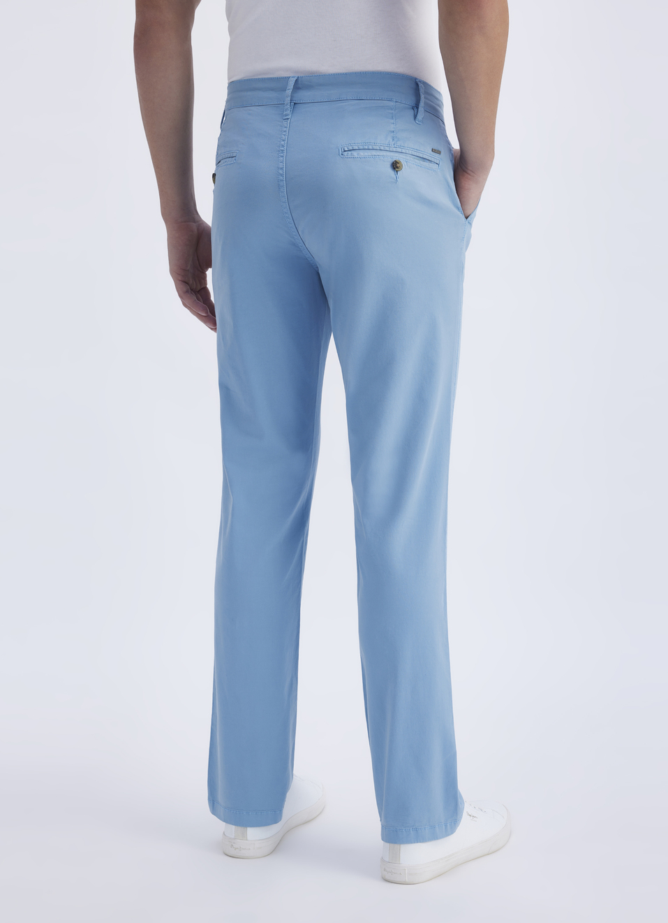 Men Blue Overdyed Mid Rise Chinos, , large image number 2