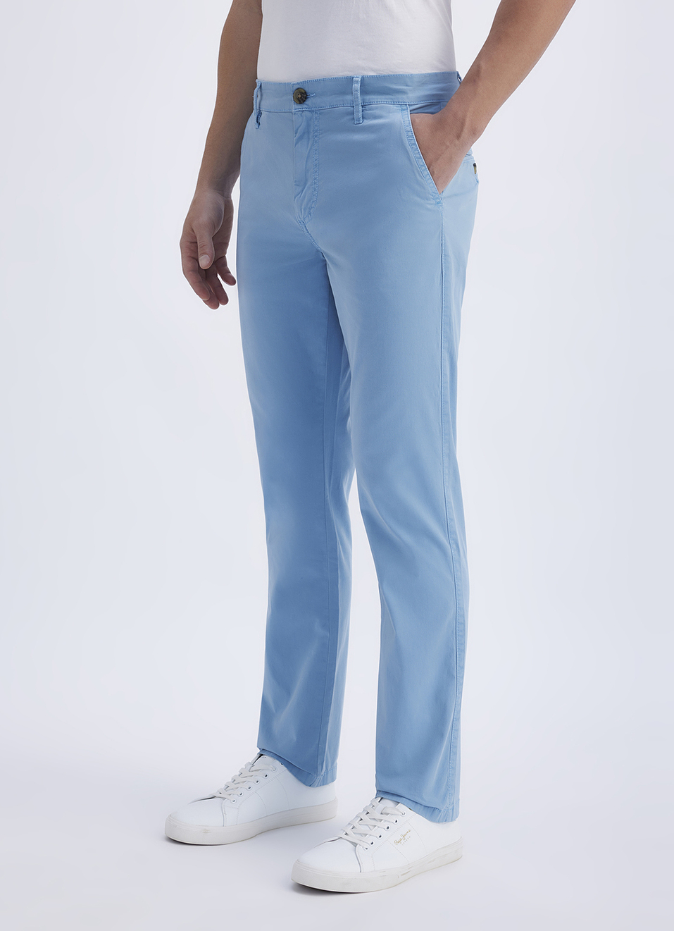 Men Blue Overdyed Mid Rise Chinos image number 6
