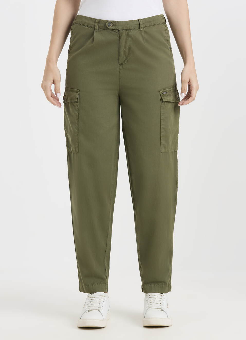 Women Green Mid Rise Cargo Pants, , large image number 1