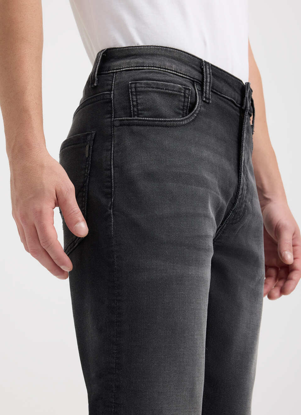 Men Black Mid Rise Slim Gymindigo Jogger Like Jeans, , large image number 4