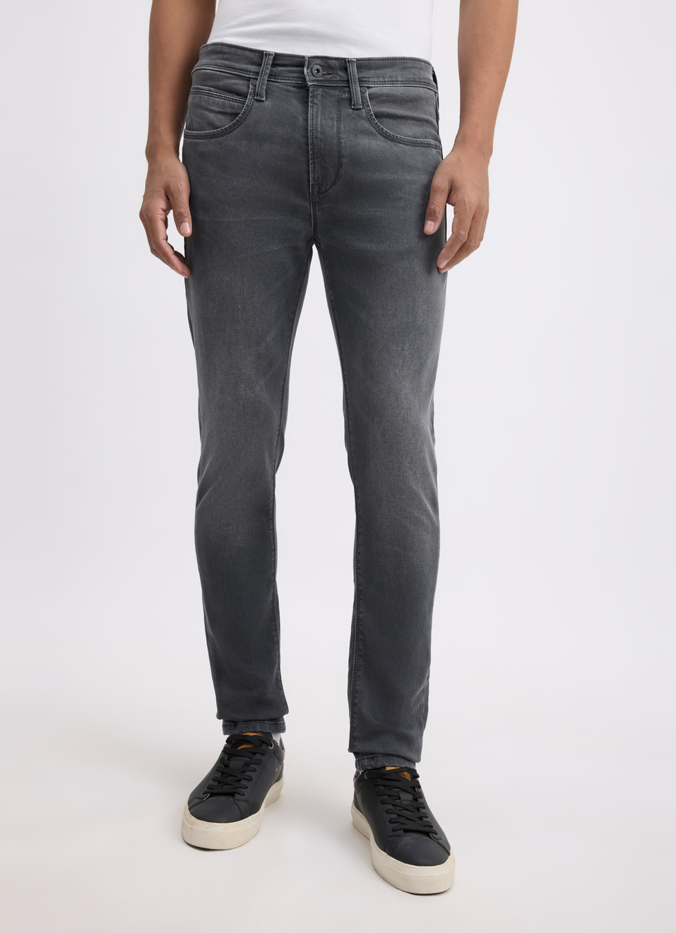Men Grey Mid Rise Tapered Gymindigo Jogger Like Jeans, , large image number 1