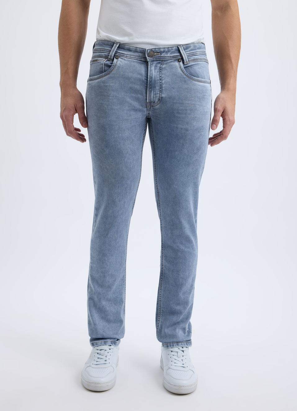 Men Light Grey Mid Rise Slim Jeans, , large image number 1