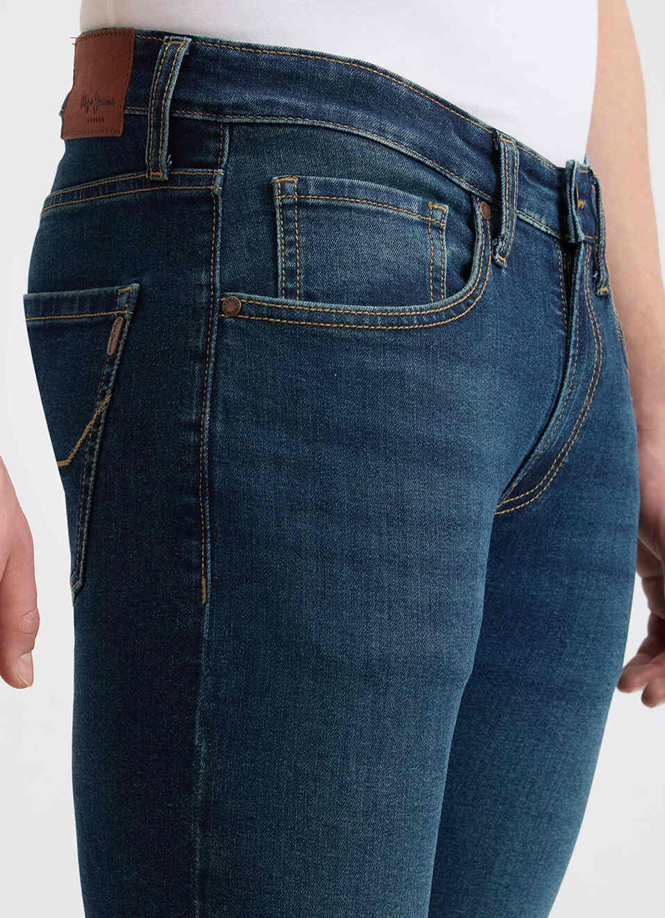 Men Blue Slim Fit Mid Rise All Climate Streachable Jeans, , large image number 3