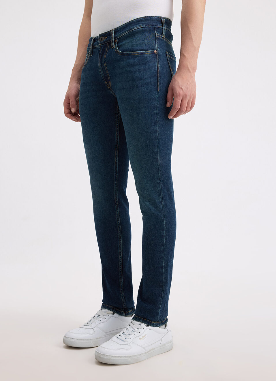 Men Blue Slim Fit Mid Rise All Climate Streachable Jeans, , large image number 5