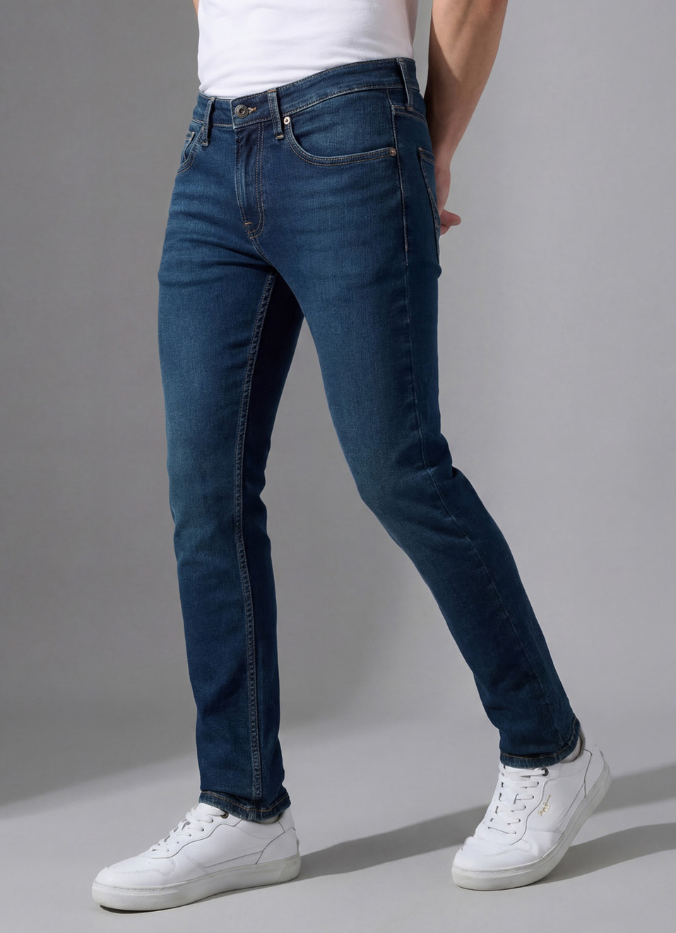 Men Blue Slim Fit Mid Rise All Climate Streachable Jeans, , large image number 0