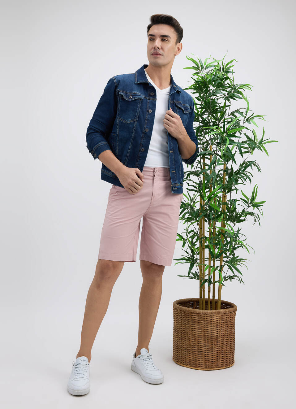 Men Pink Mid Rise Stretch Chino Shorts, , large image number 5