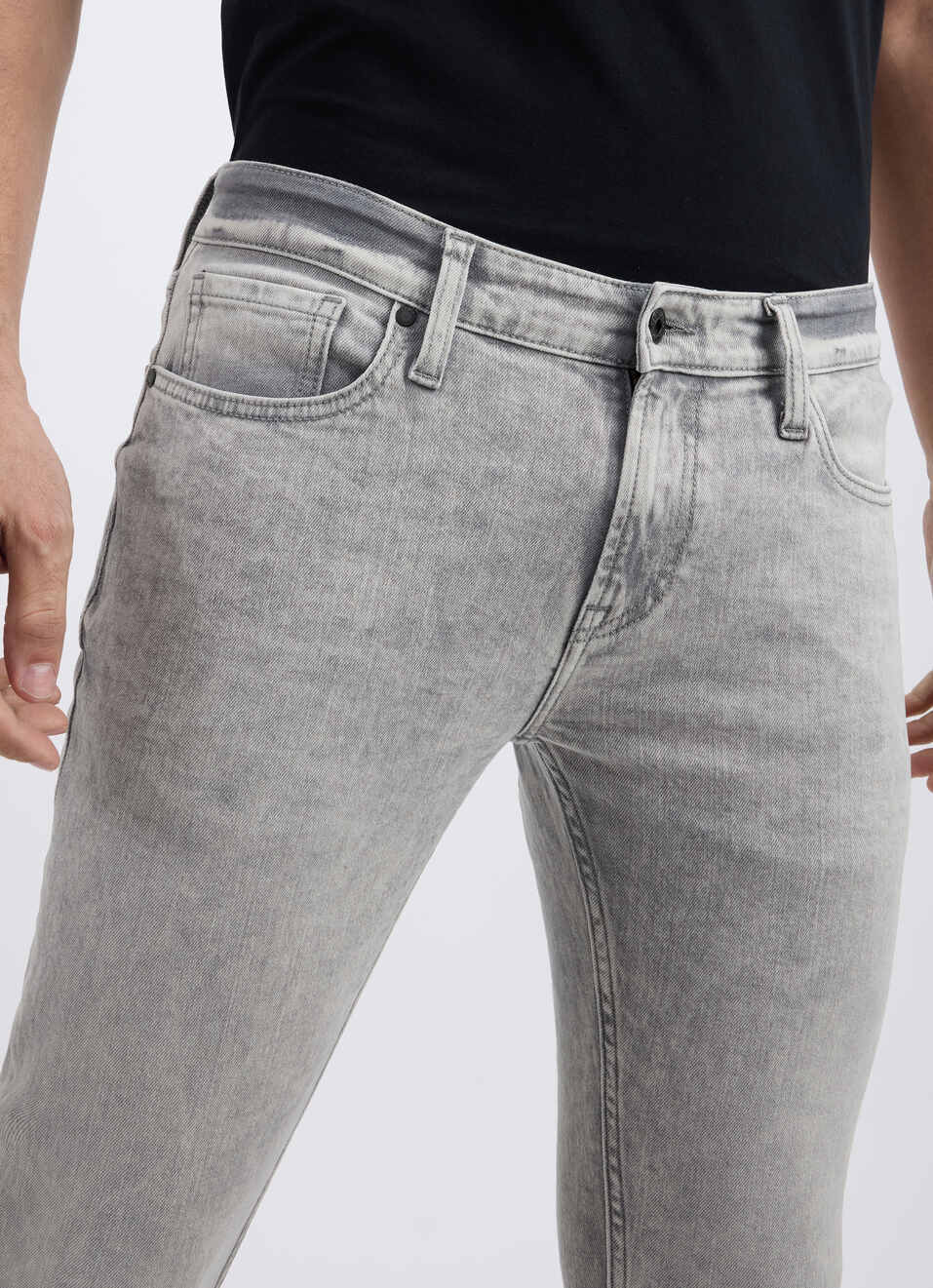 Men Grey Skinny Fit Mid Rise Ankle Length Jeans , , large image number 4