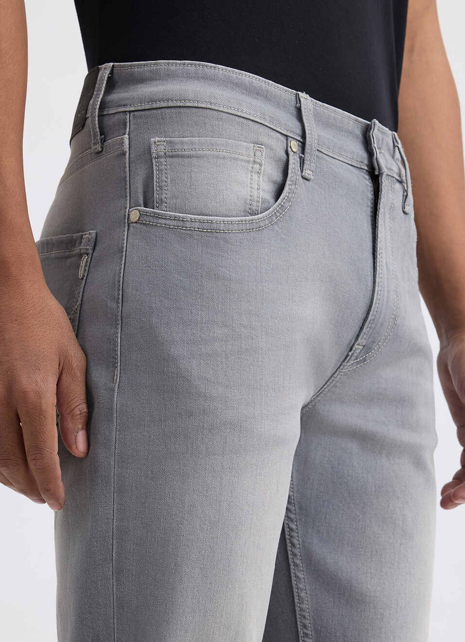 Men Grey Regular Fit Mid Rise All Climate Streachable Jeans, , large image number 2