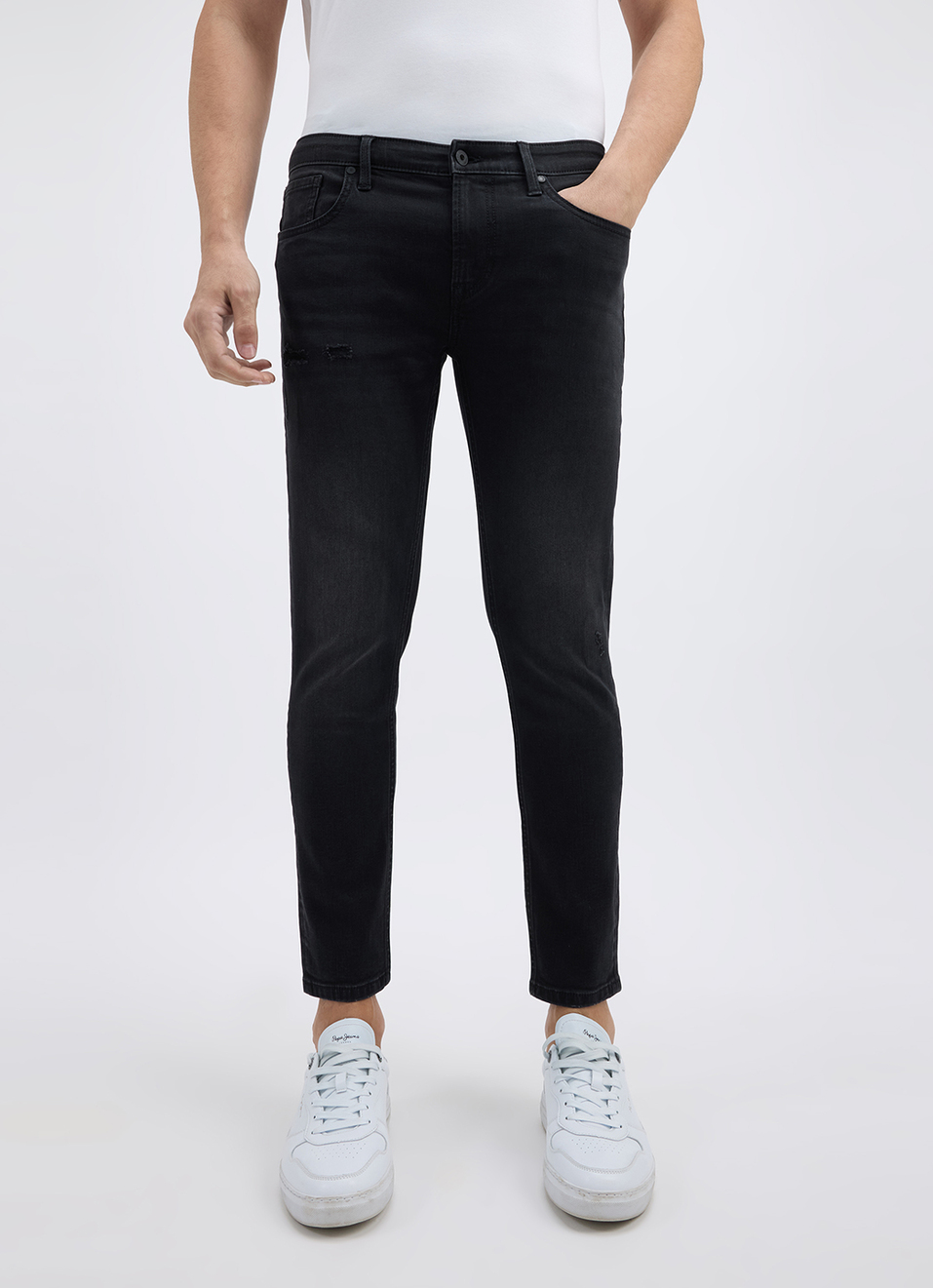 Men Black Skinny Fit Mid Rise Distressed Jeans , , large image number 2