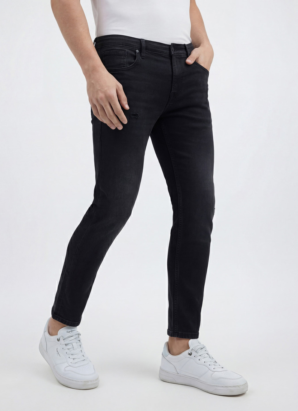 Men Black Skinny Fit Mid Rise Distressed Jeans , , large image number 0