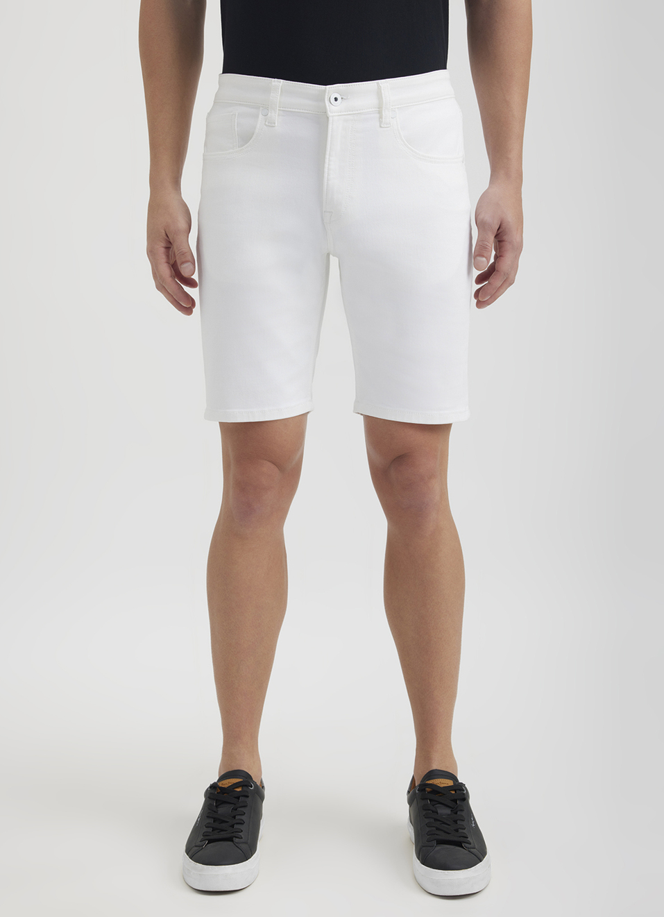 Men White Mid Rise Regular Shorts, , large image number 5