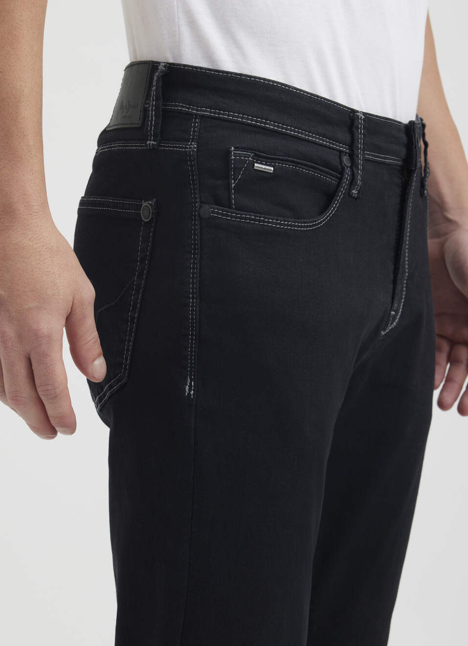 Men Black Mid Rise Skinny Ankle Length Powerflex Jeans, , large image number 4