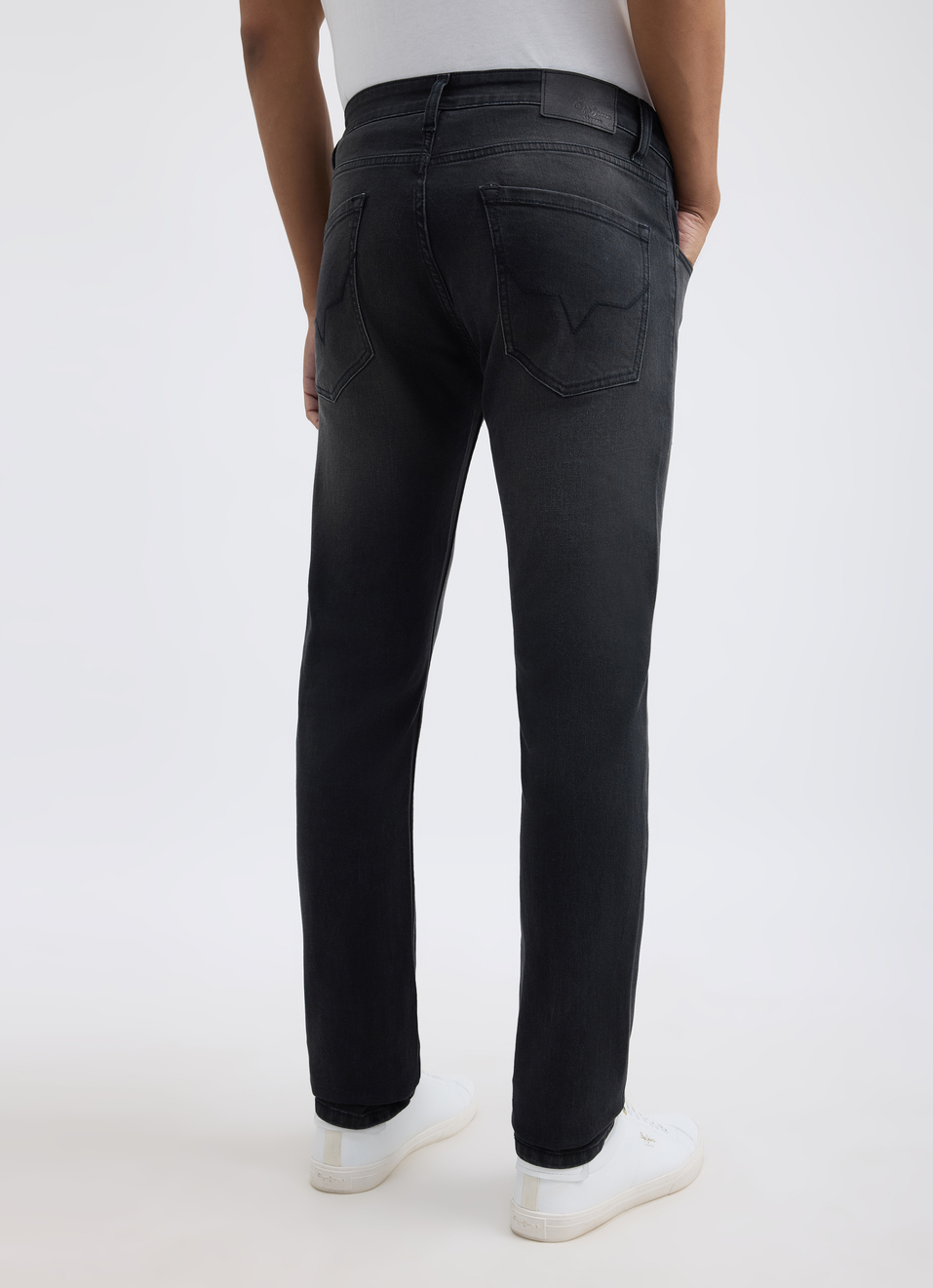 Men Black Slim Fit Mid Rise All-climate Stretchable Jeans, , large image number 2