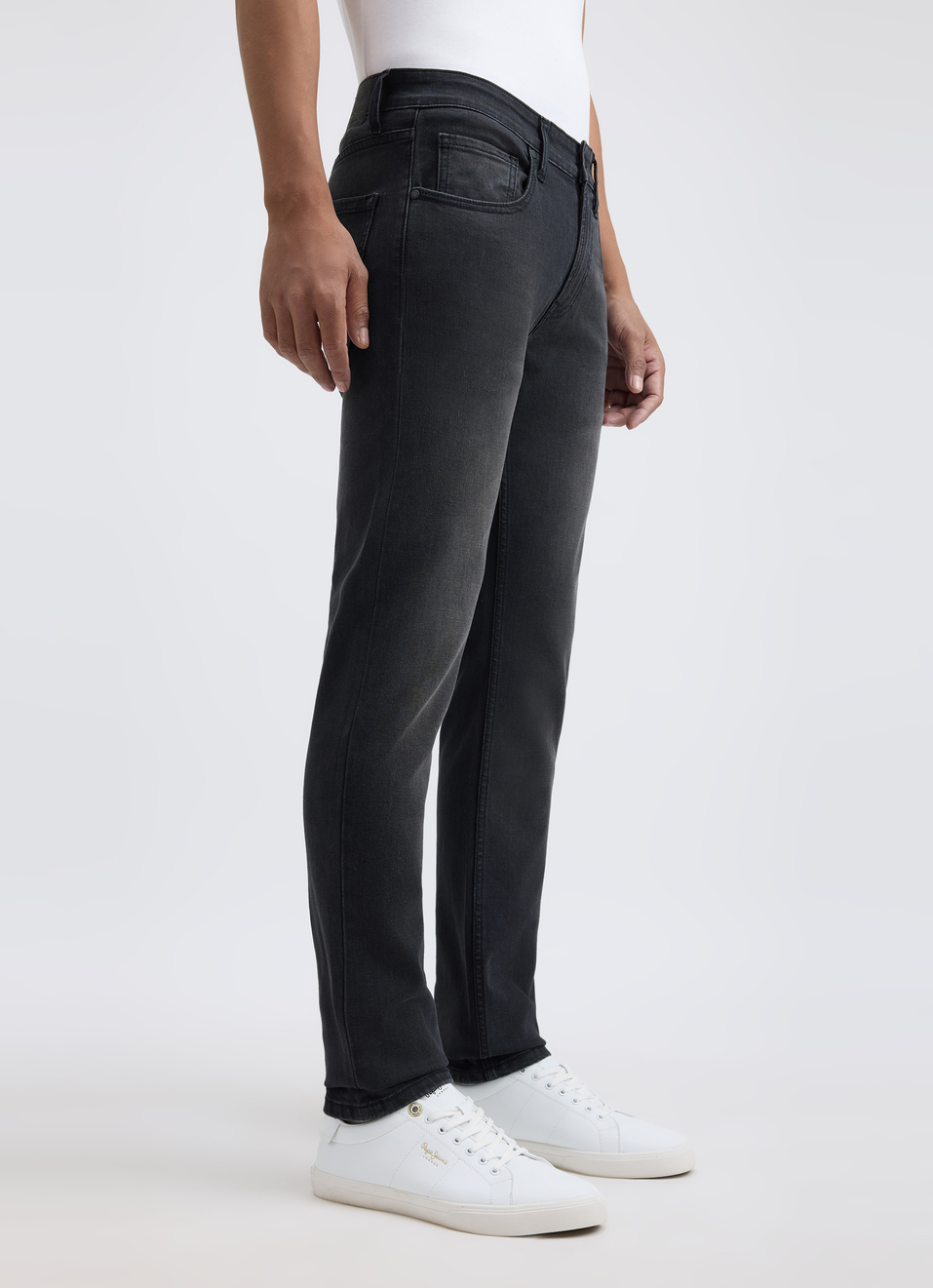 Men Black Slim Fit Mid Rise All-climate Stretchable Jeans, , large image number 3