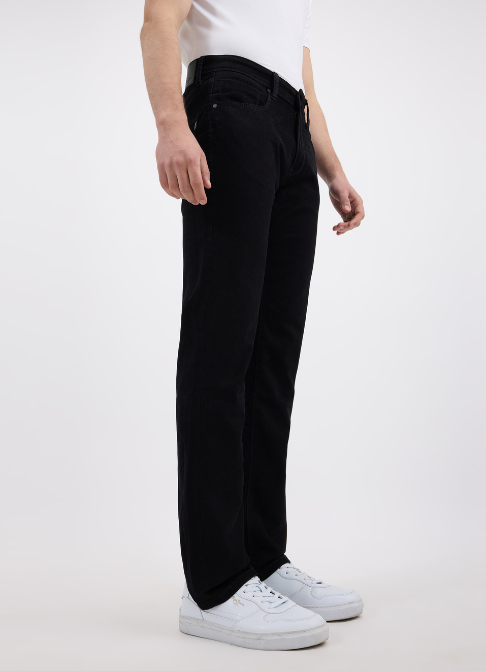 Men Black Mid Rise Straight Structured Jeans, , large image number 3