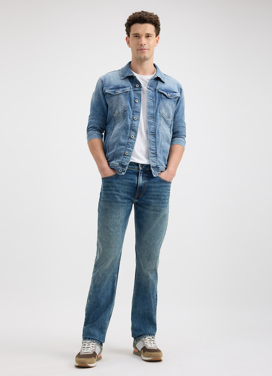 Men Blue Regular Fit Mid Rise All Climate Streachable Jeans, , large image number 1