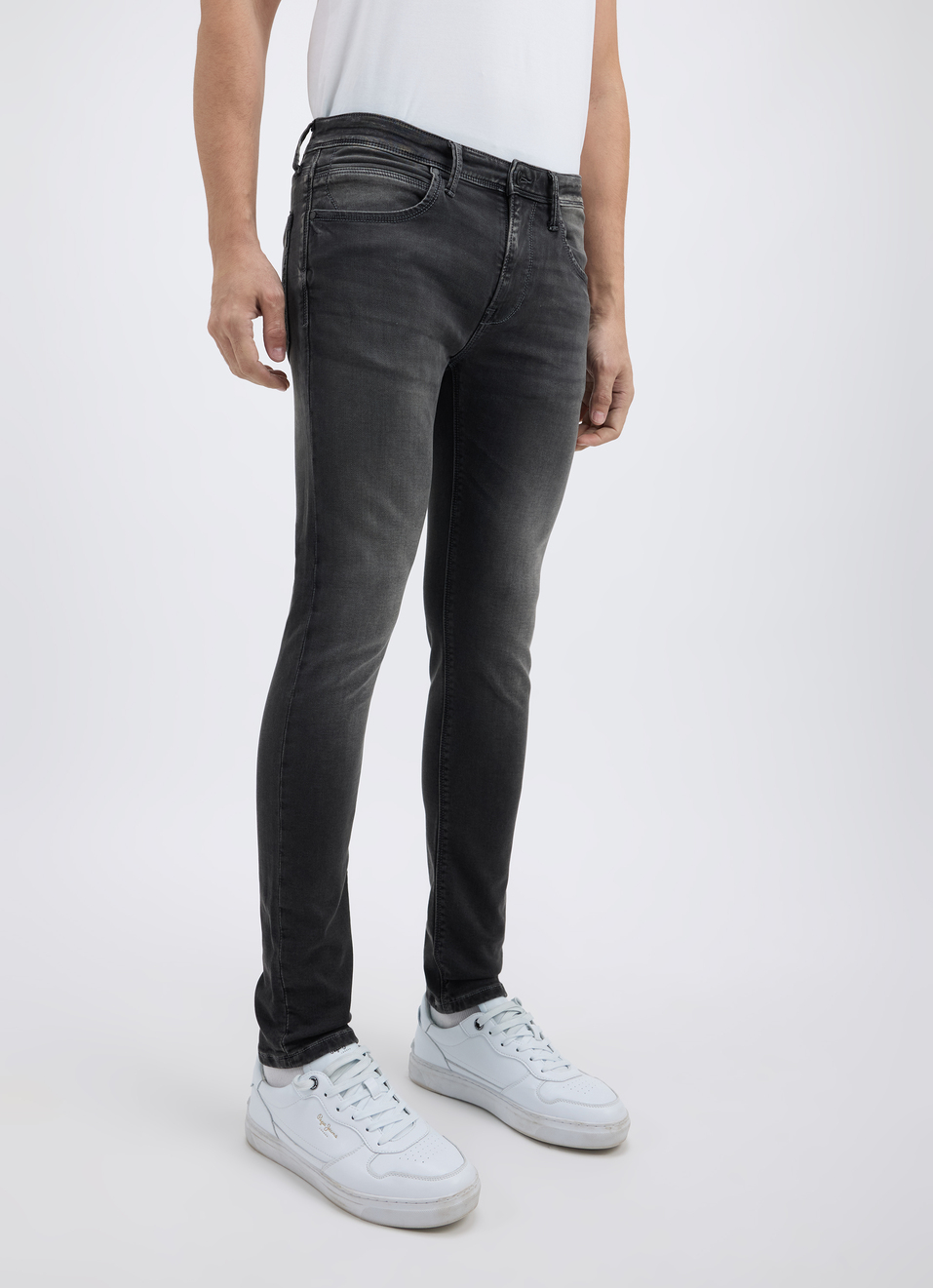 Men Black Mid Rise Tapered Gymindigo Jogger Like Jeans, , large image number 3