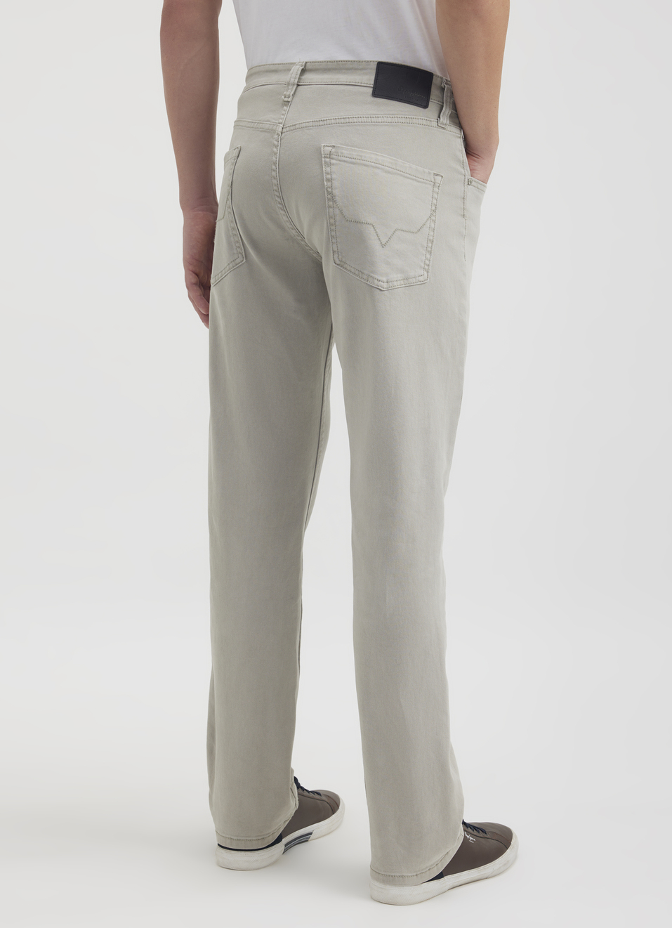 Men Grey Straight Fit Mid Rise Jeans , , large image number 2