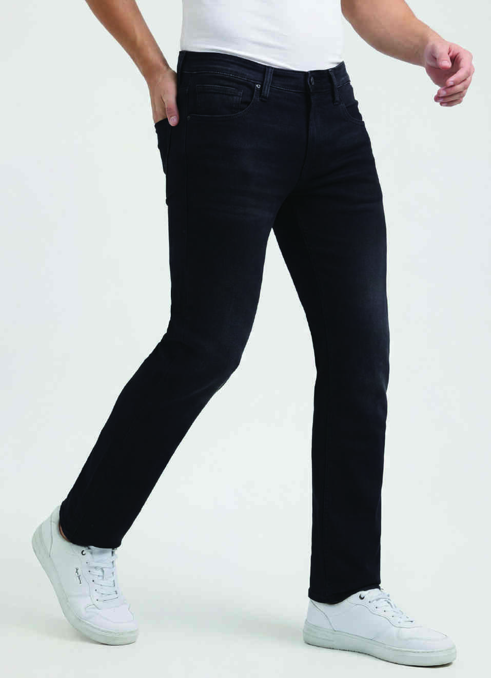 Men Black Slim Fit Mid Rise Whiskers Jeans , , large image number 0