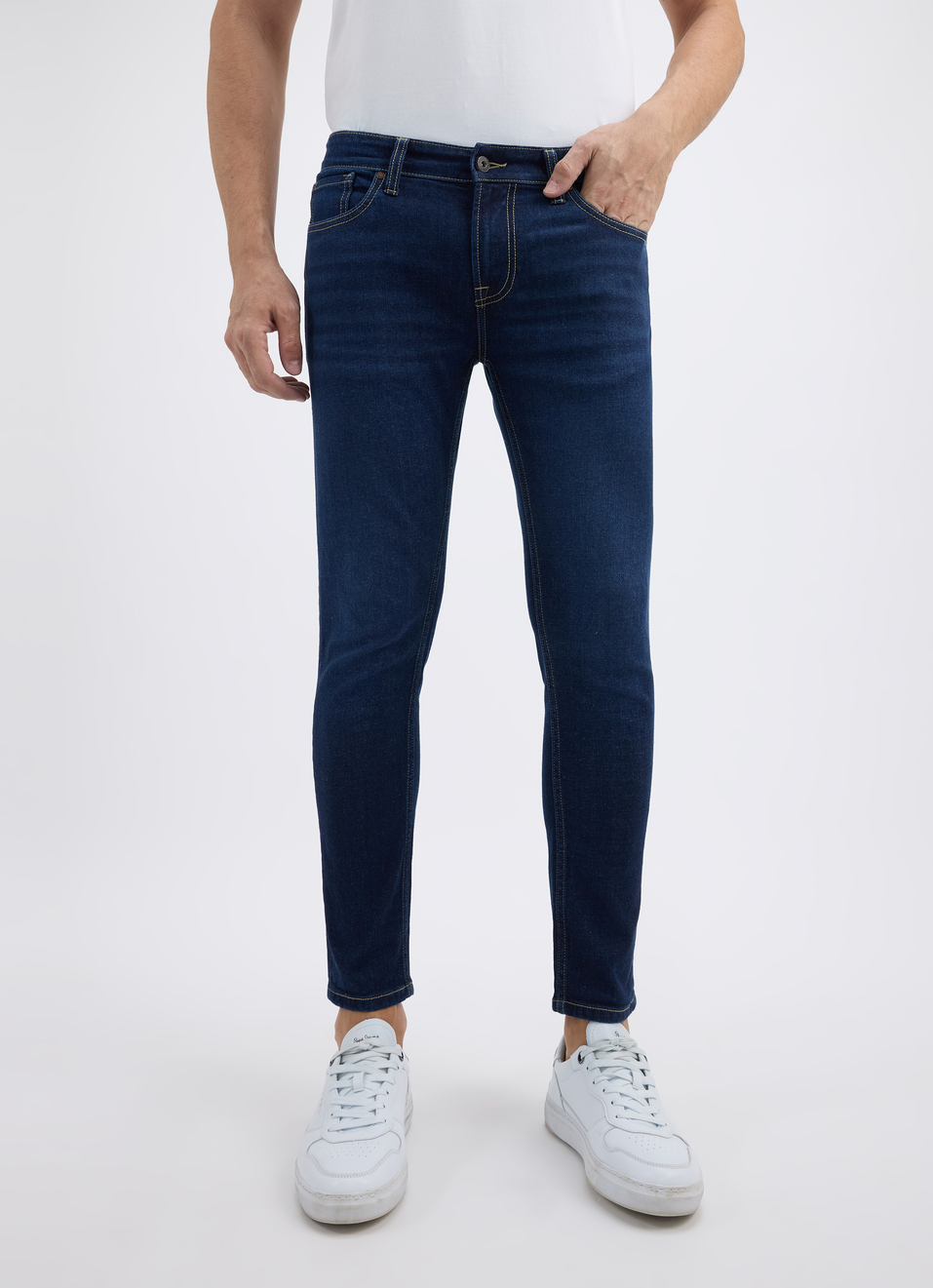 Men Dark Blue Skinny Fit Mid Rise Jeans , , large image number 1