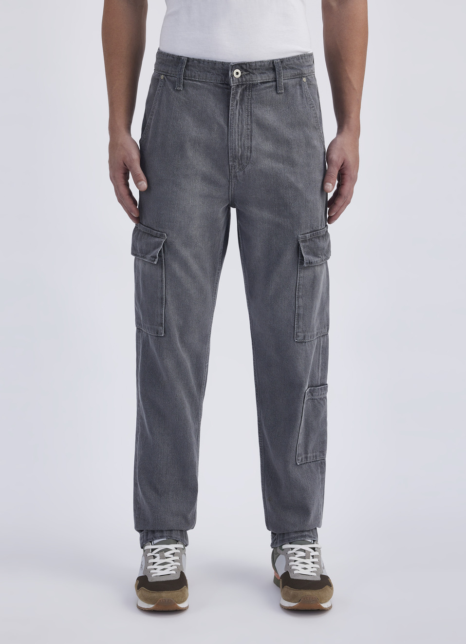 Men Grey Straight Fit Mid Rise Cargo Jeans , , large image number 1