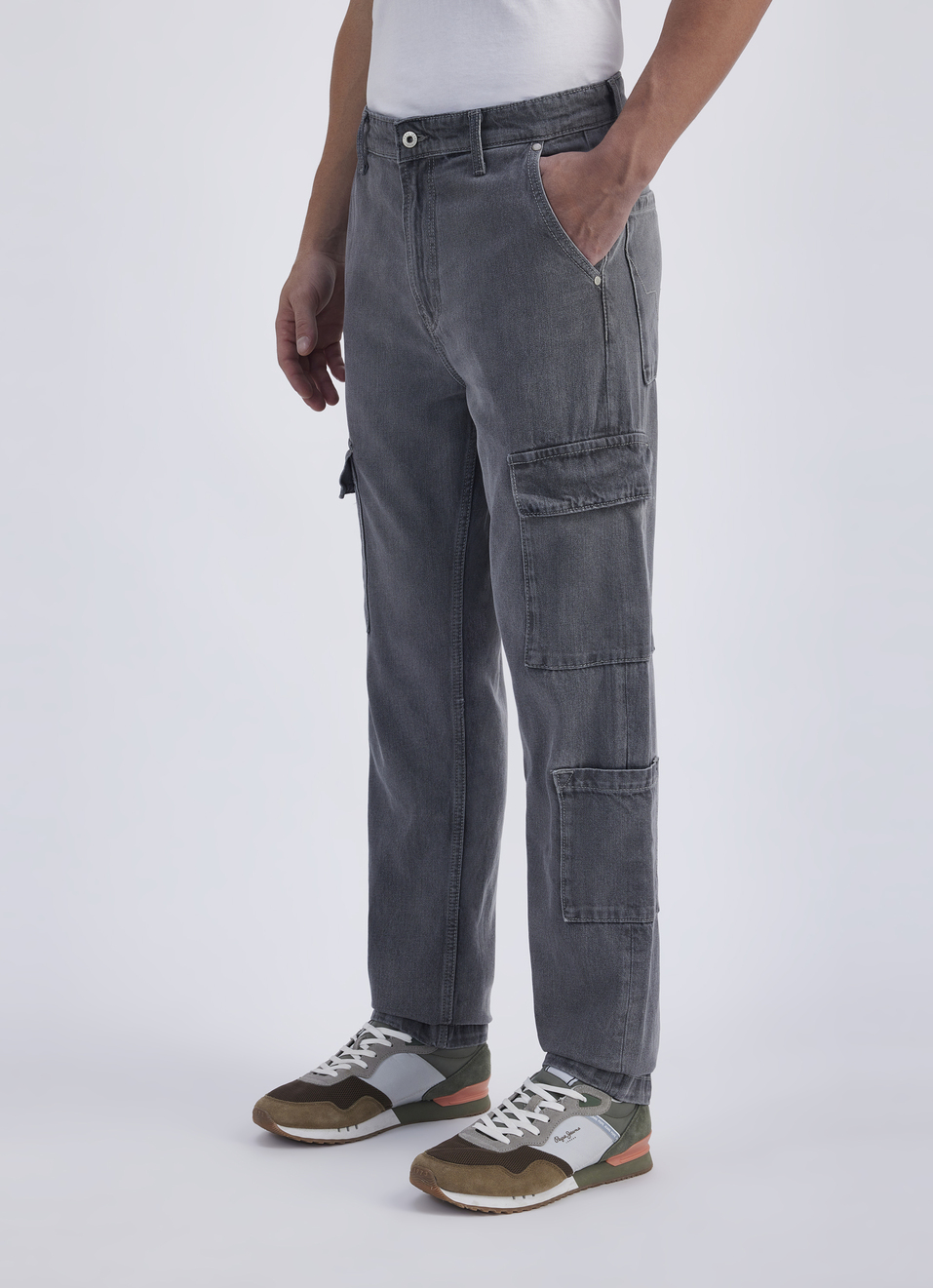 Men Grey Straight Fit Mid Rise Cargo Jeans , , large image number 3