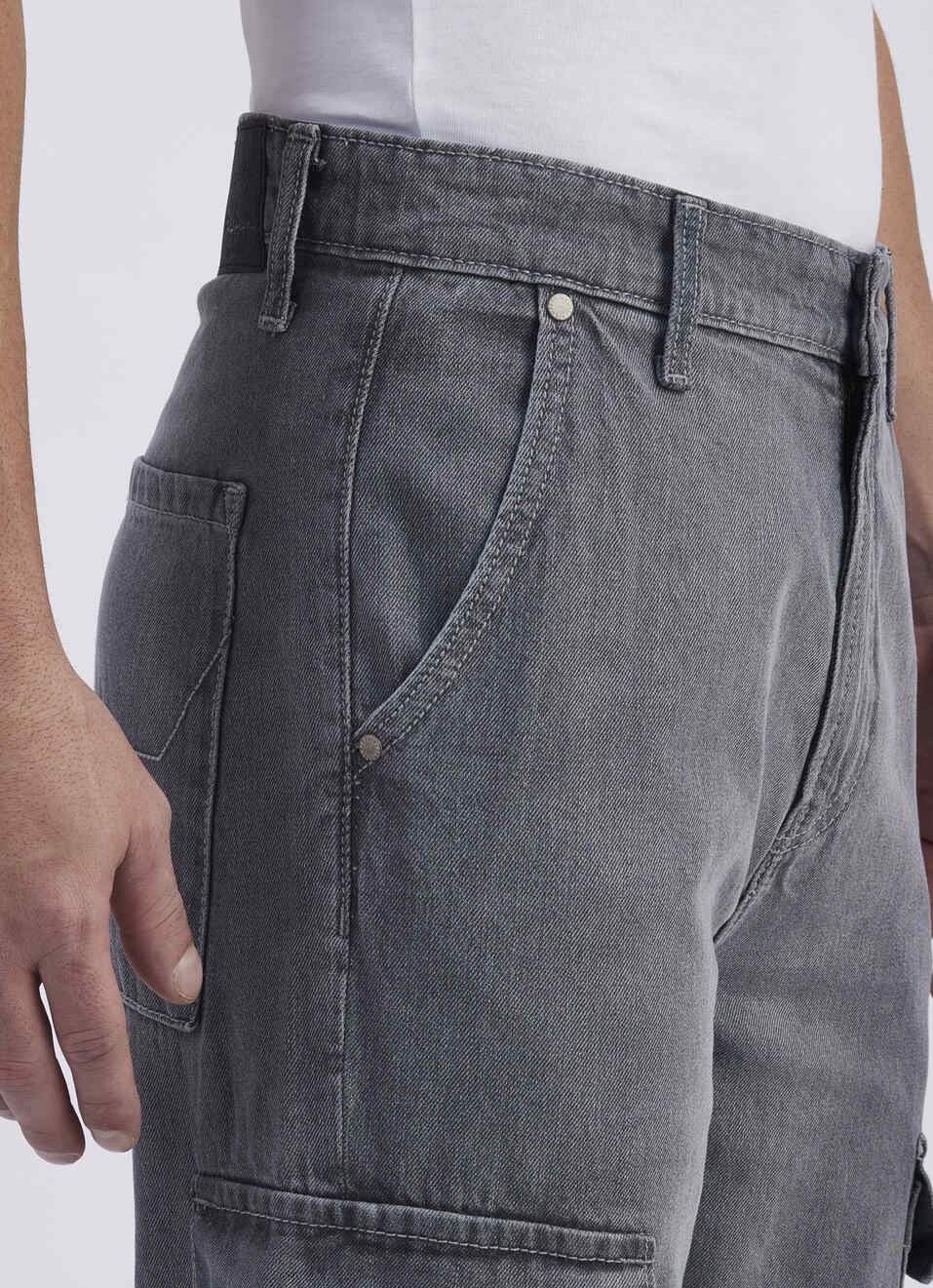 Men Grey Straight Fit Mid Rise Cargo Jeans , , large image number 4