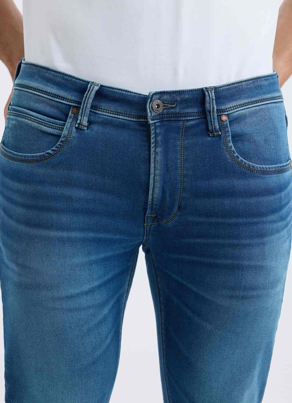 Men Green Tint Mid Rise Slim Gymindigo Jogger Like Jeans, , large image number 4