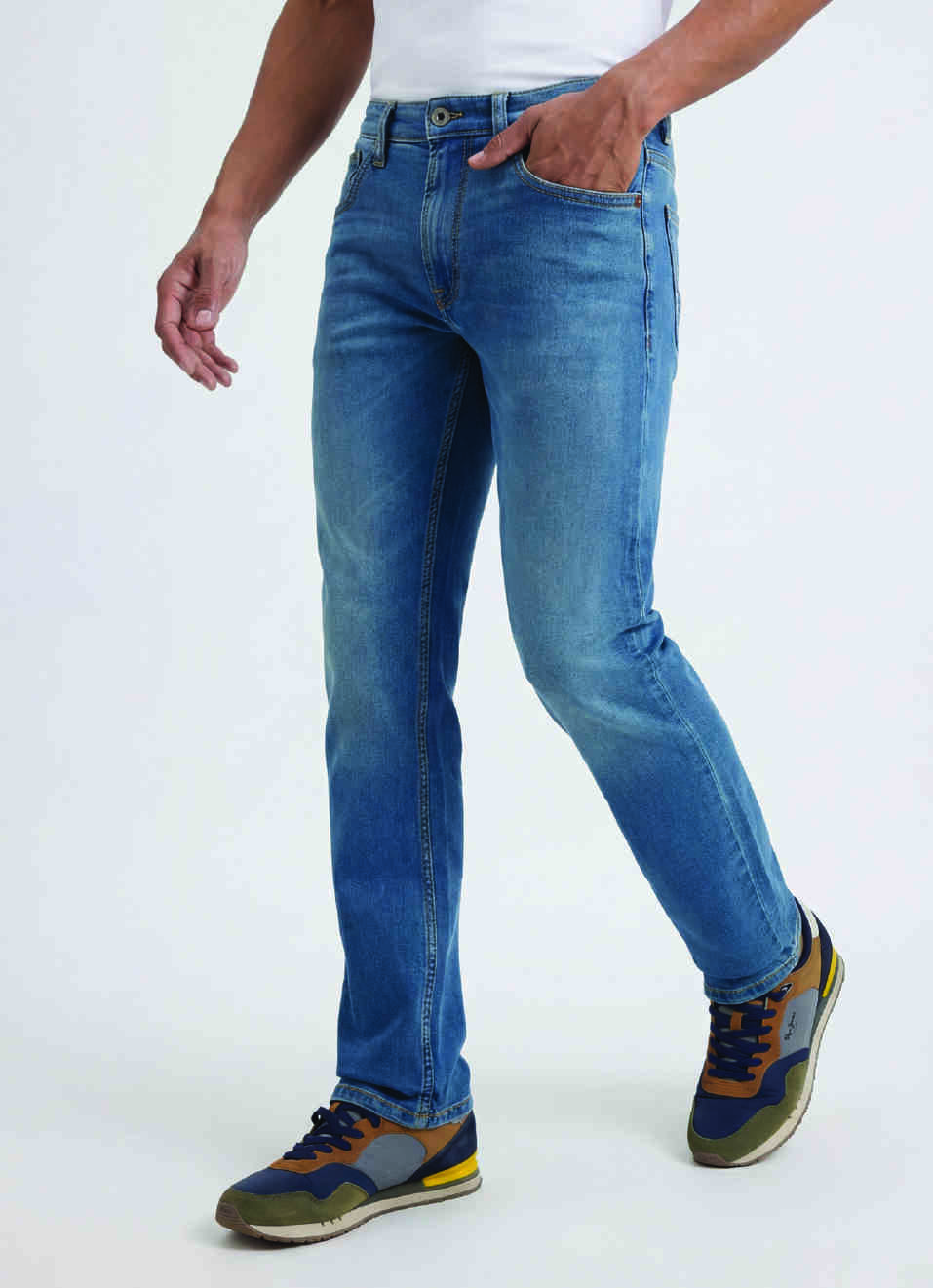 Men Blue Straight Fit Mid Rise Jeans, , large image number 0