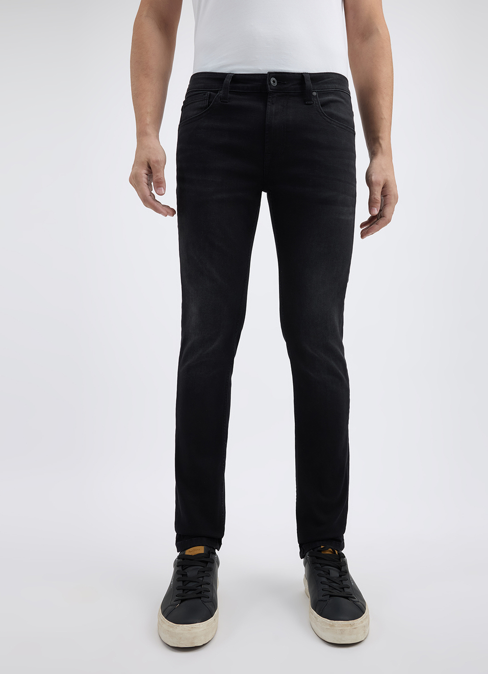 Men Black Skinny Fit Low Rise Jeans, , large image number 5