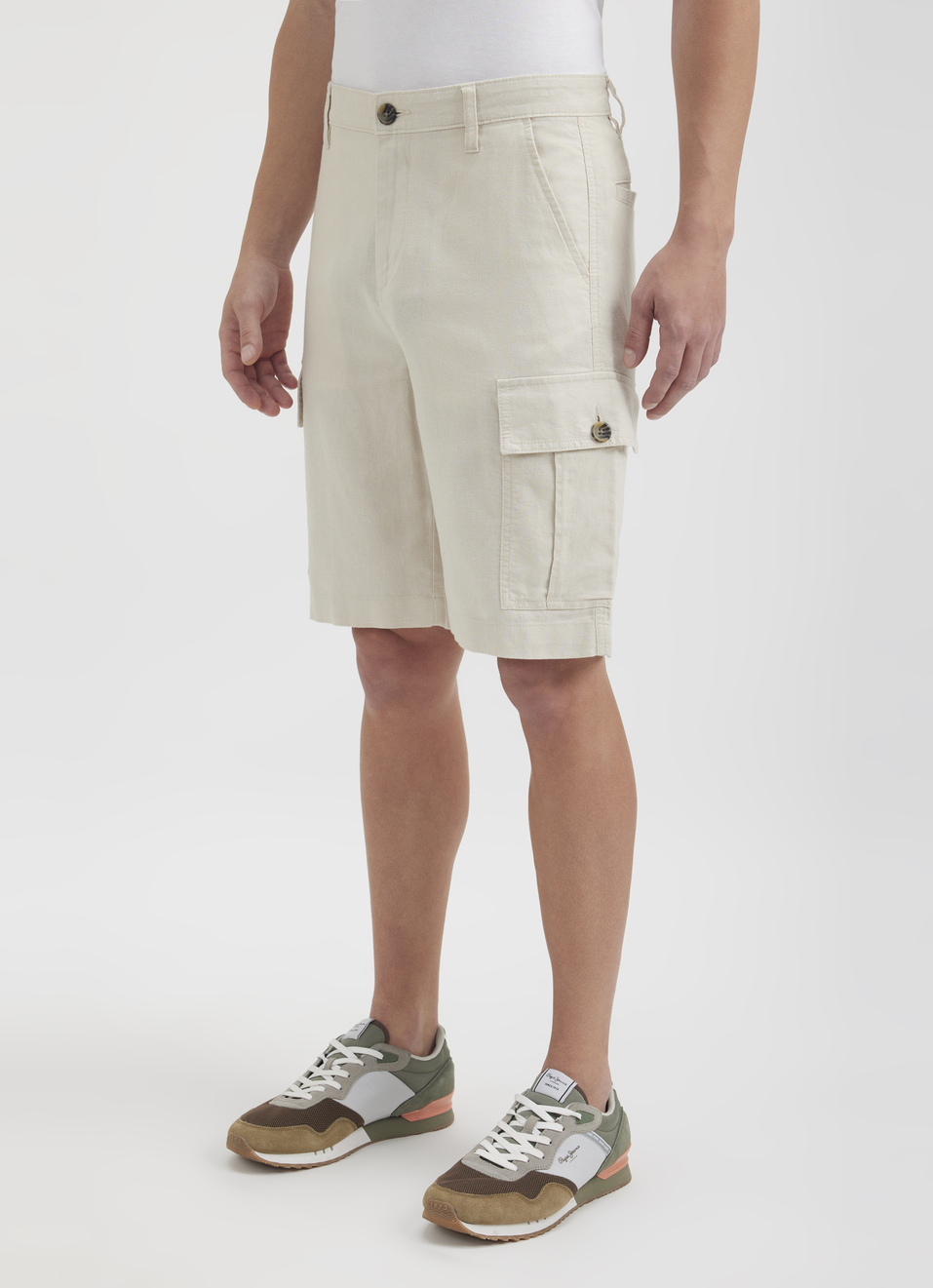 Men Ecru Mid Rise Cargo Shorts, , large image number 3
