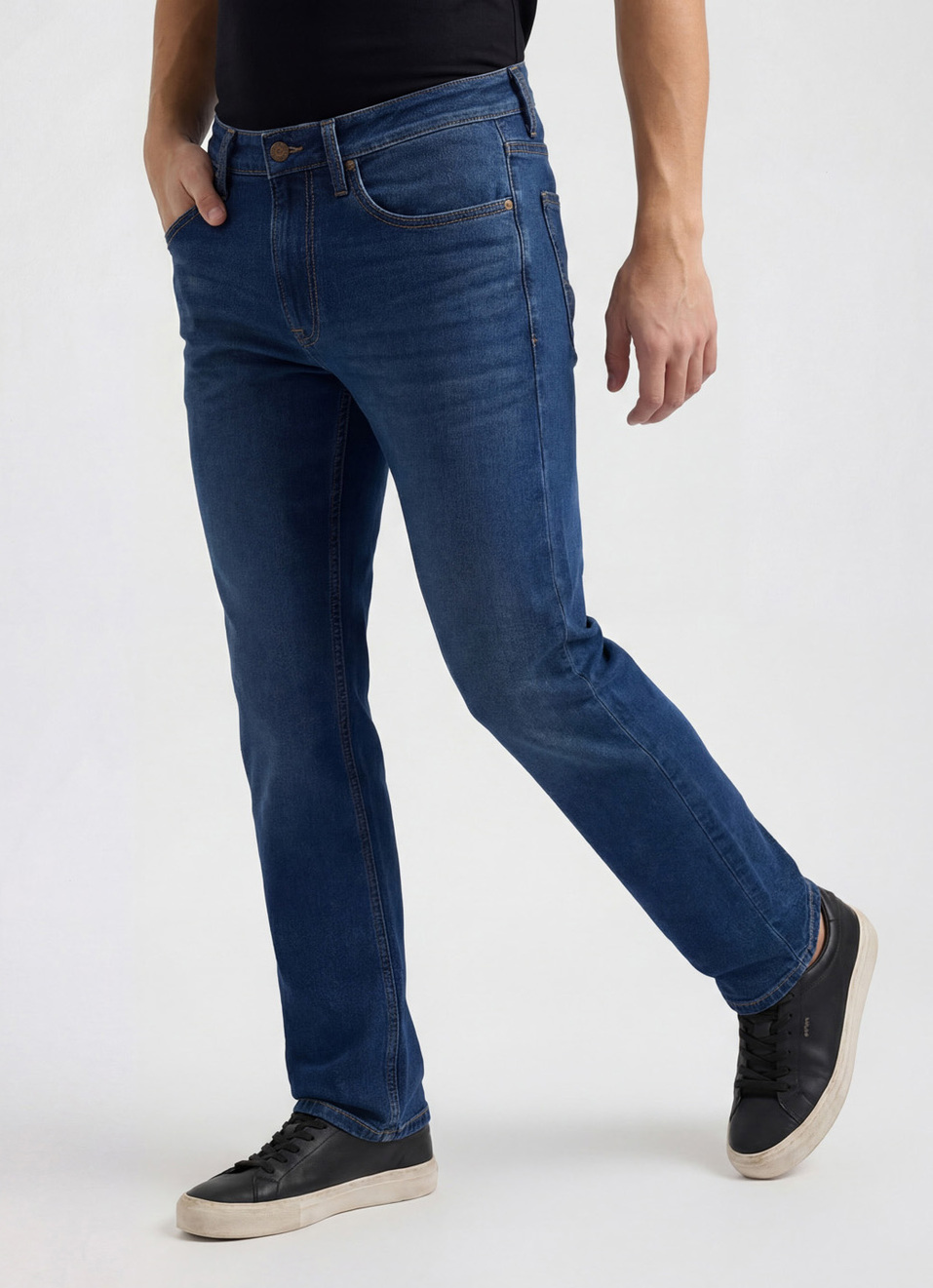 Men Blue Bootcut Fit Mid Rise Jeans , , large image number 0