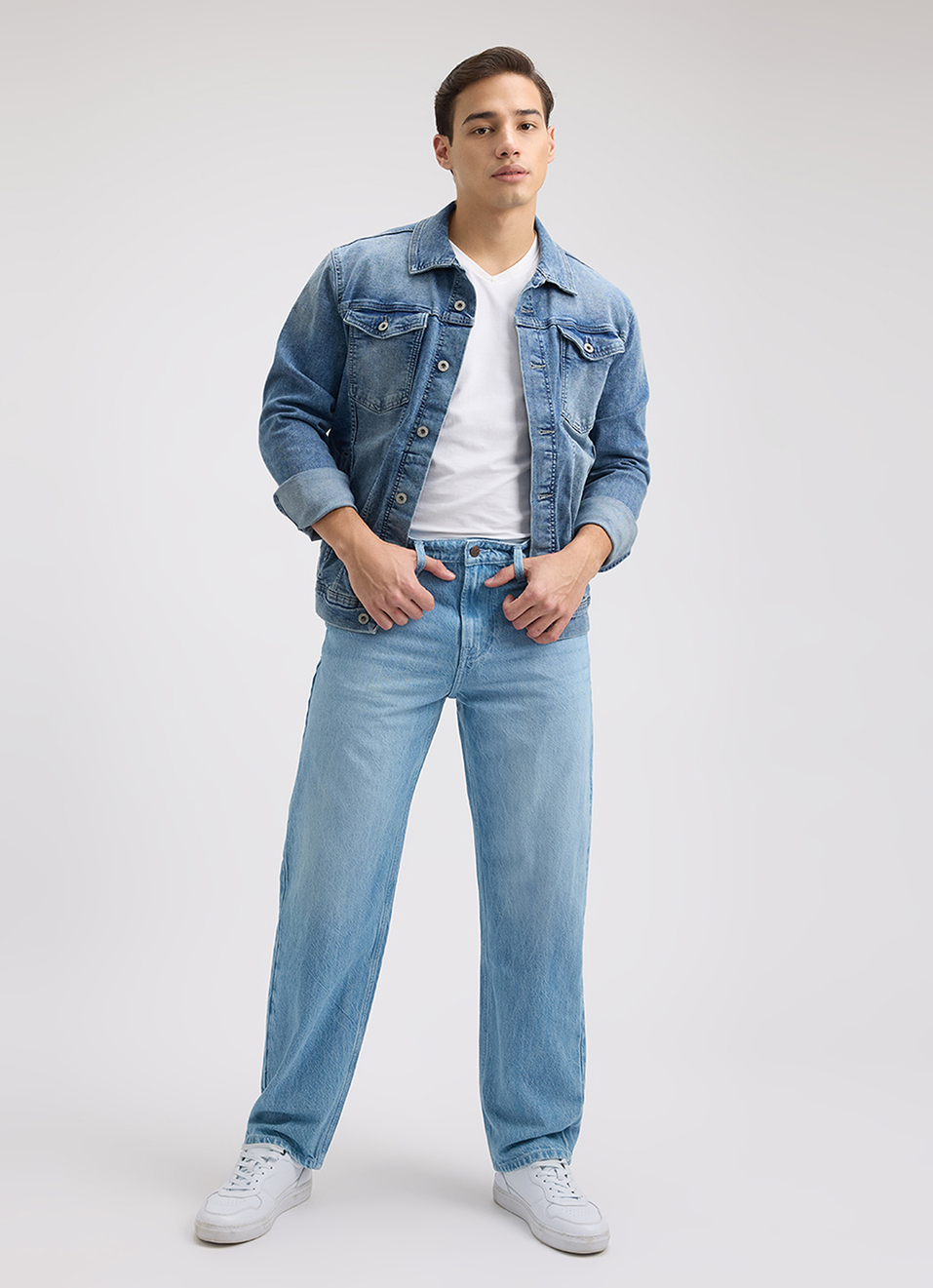 Men Blue Relaxed Barrel Fit Mid Rise Jeans, , large image number 1