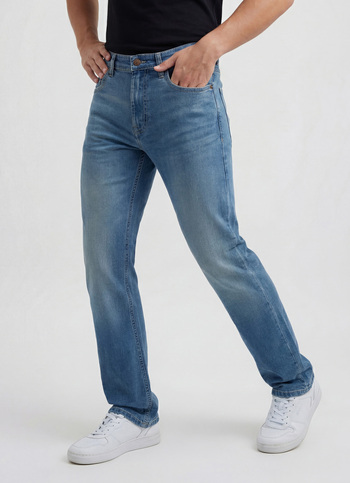 Men Blue Straight Fit Mid Rise Jeans