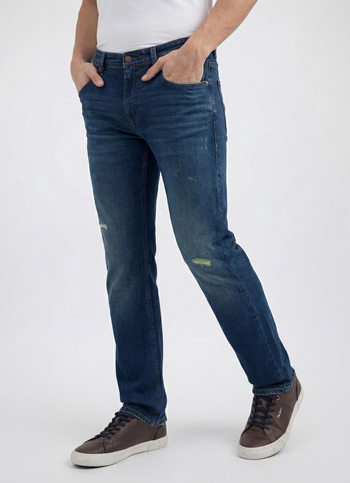 Men Tinted Blue Straight Fit Mid Rise Destressed Jeans 