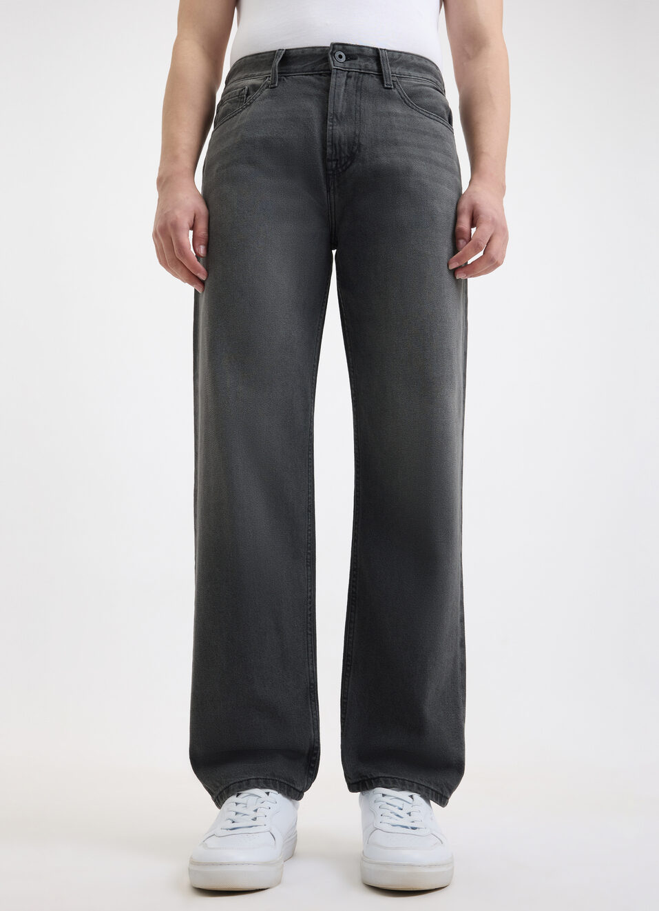 Men Grey Relaxed Barrel Fit Mid Rise Jeans , , large image number 1