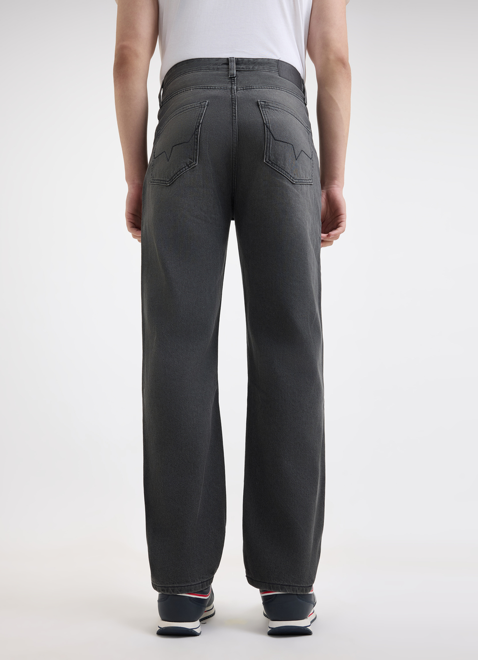 Men Grey Relaxed Fit Mid Rise Baggy Jeans , , large image number 2