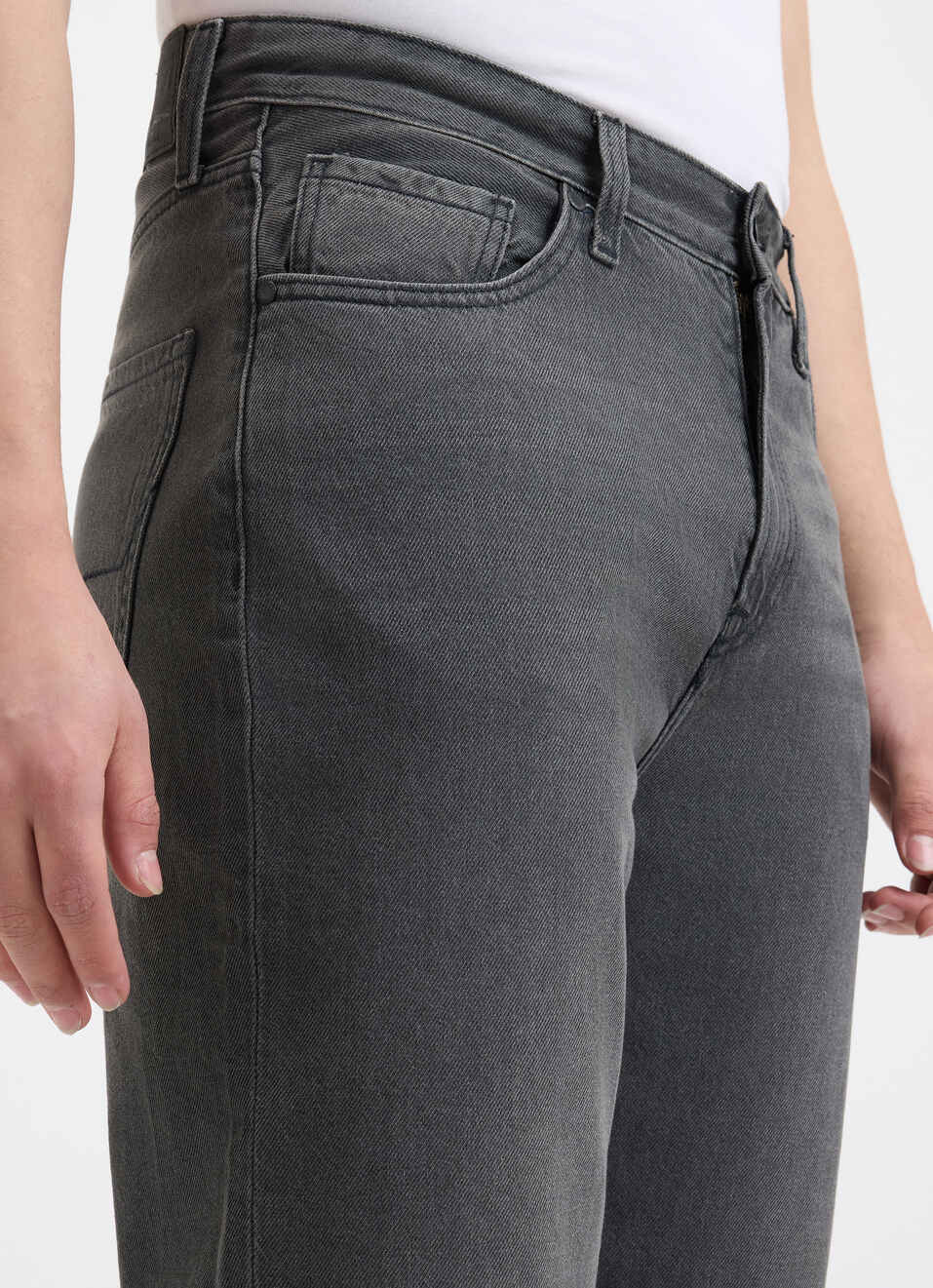 Men Grey Relaxed Fit Mid Rise Baggy Jeans , , large image number 4