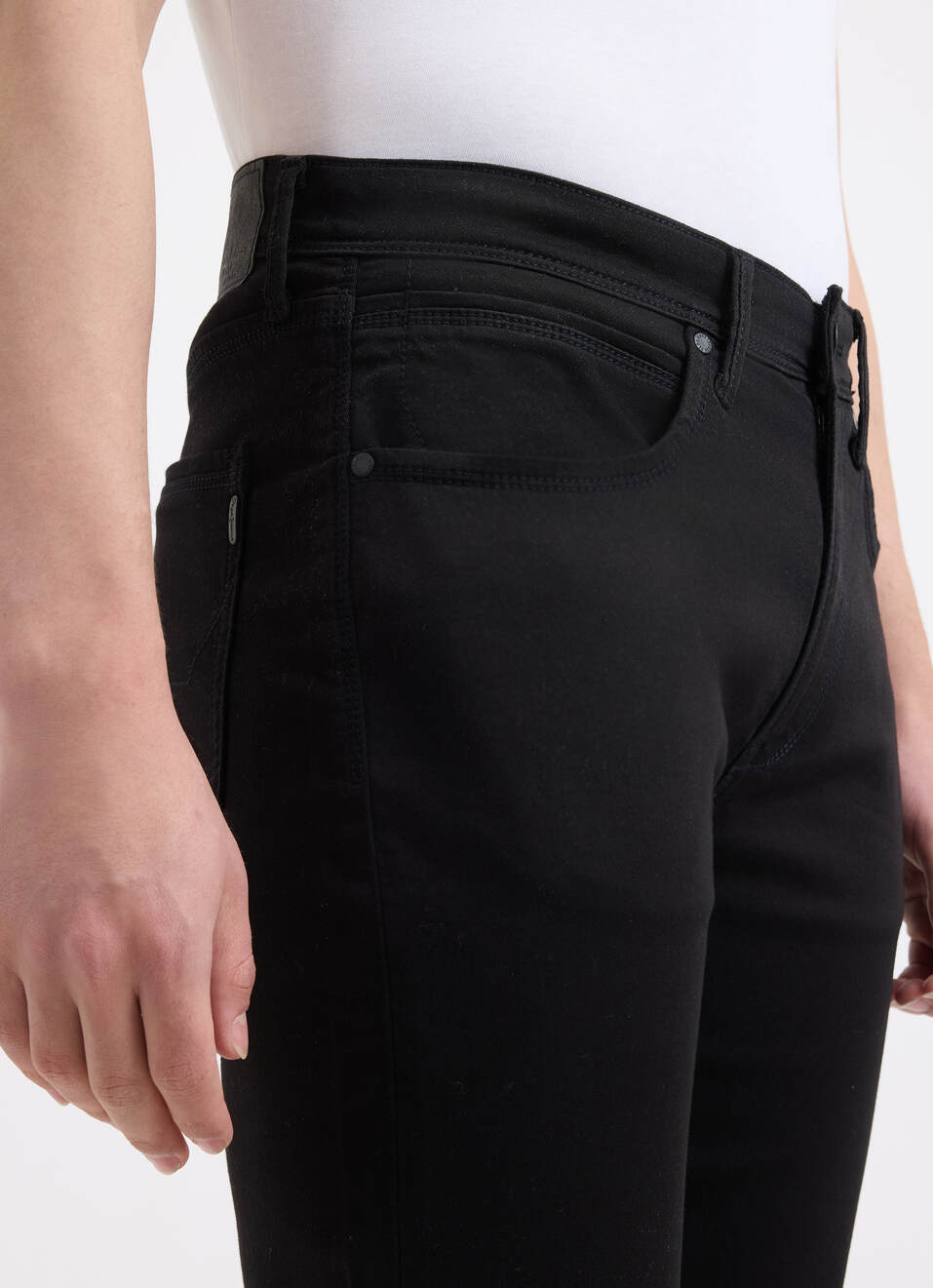 Men Black Bootcut Fit Mid Rise Gymindigo Jeans, , large image number 4