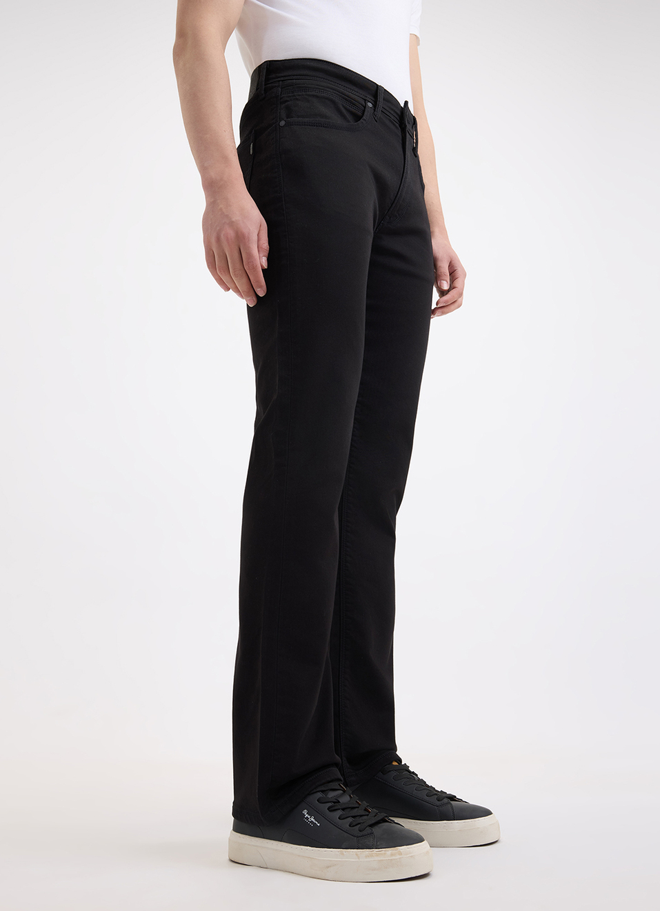 Men Black Bootcut Fit Mid Rise Jeans, , large image number 5