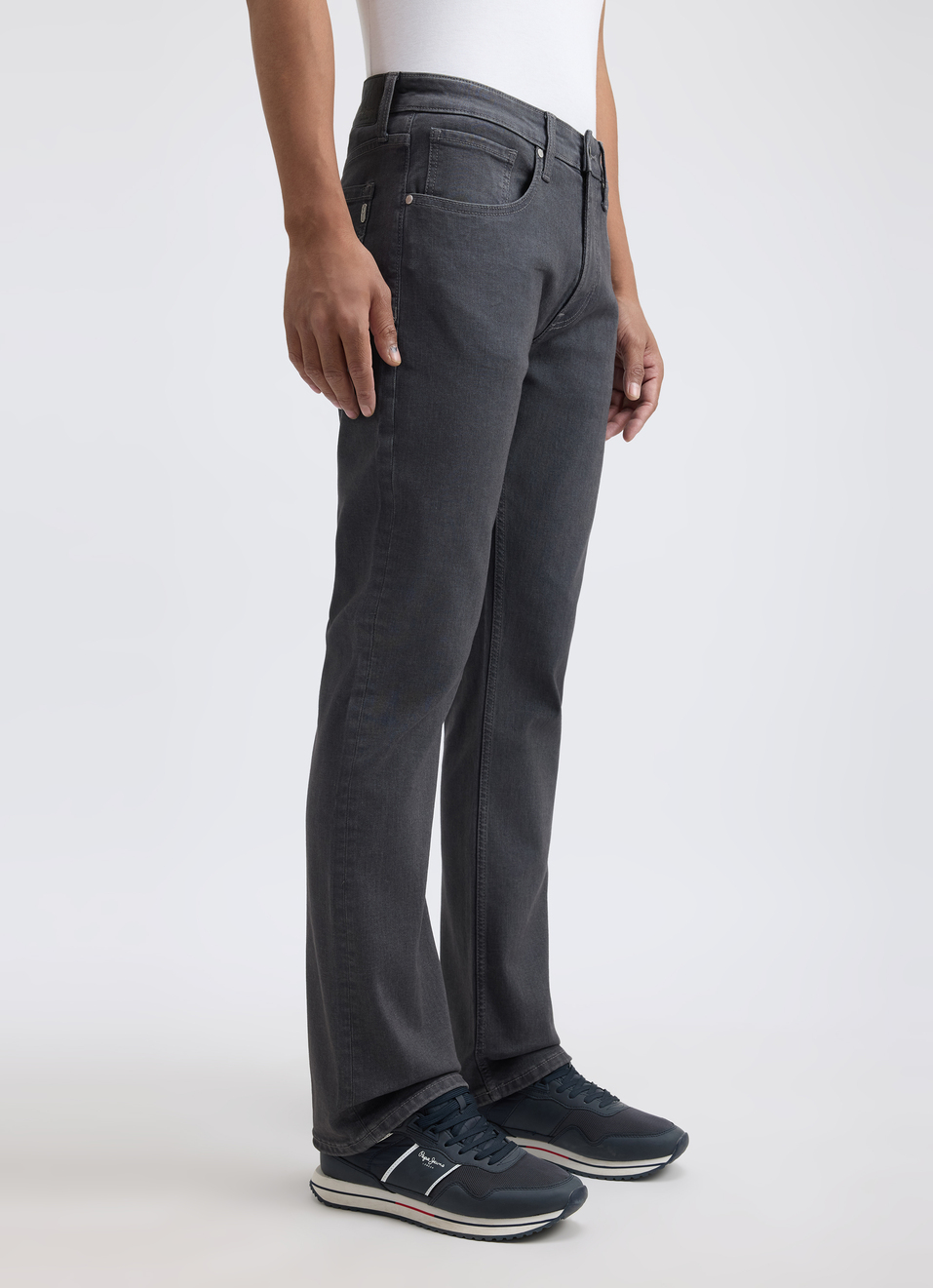 Men Grey Bootcut Fit Mid Rise All-climate Stretchable Jeans, , large image number 3