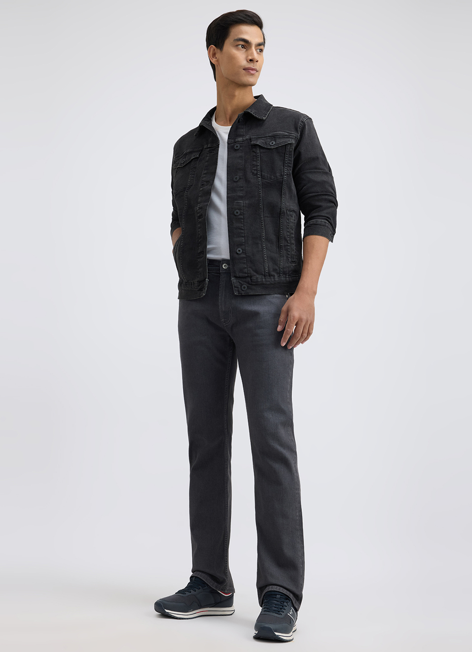 Men Grey Bootcut Fit Mid Rise All Climate Jeans, , large image number 5