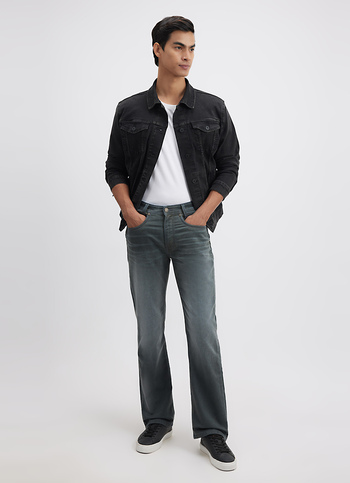 Men Dark Blue Bootcut Fit Mid Rise Jeans 