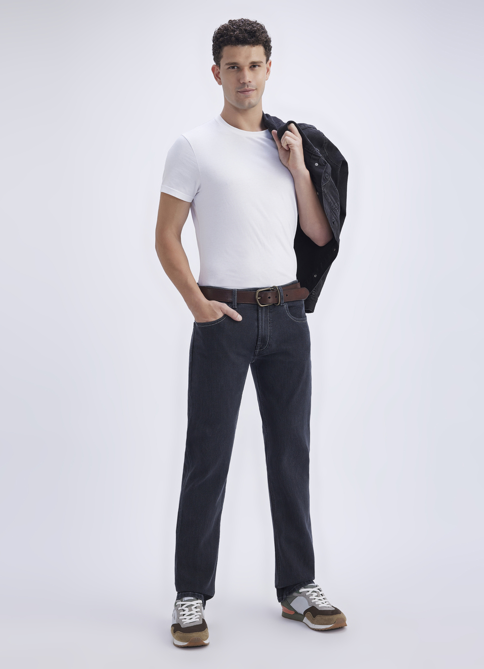 Men Black Mid Rise Straight Jeans, , large image number 0