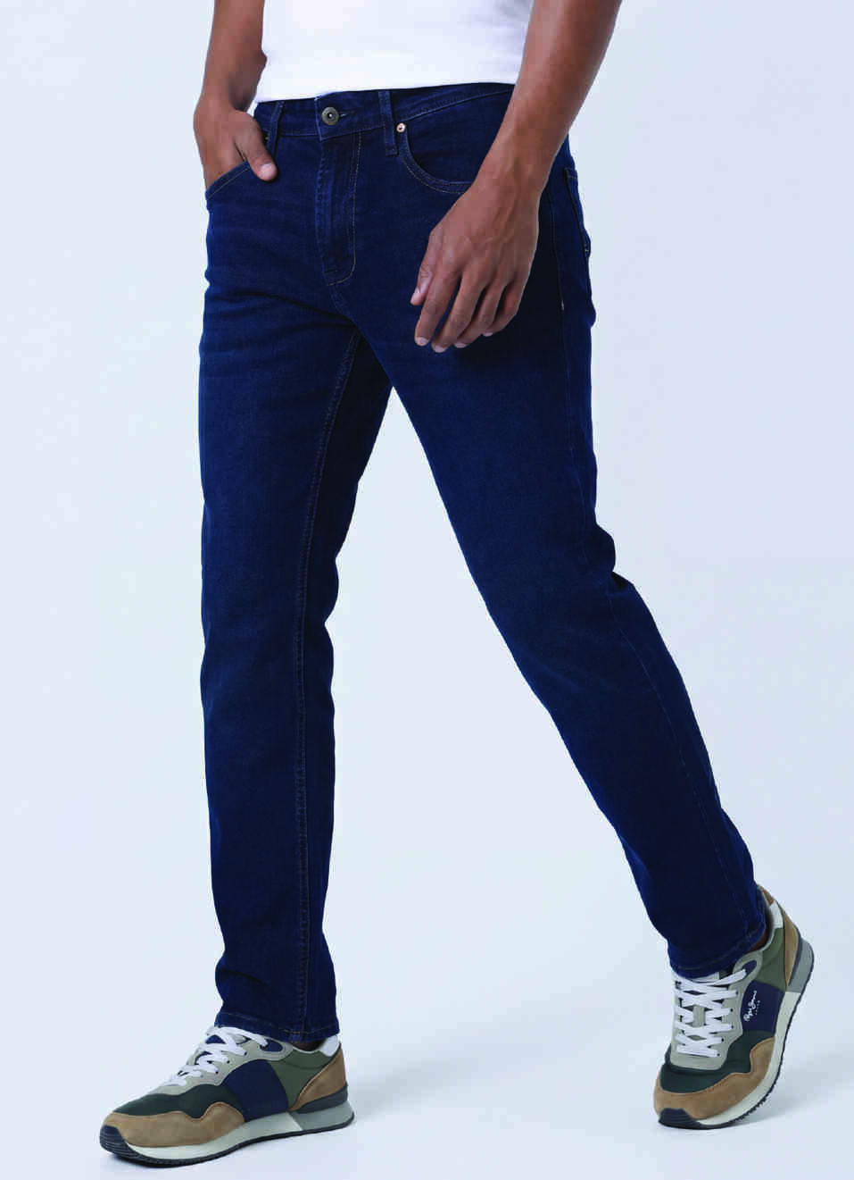 Men Mid Rise Dark Blue Straight Fit Stretchable Jeans, , large image number 0