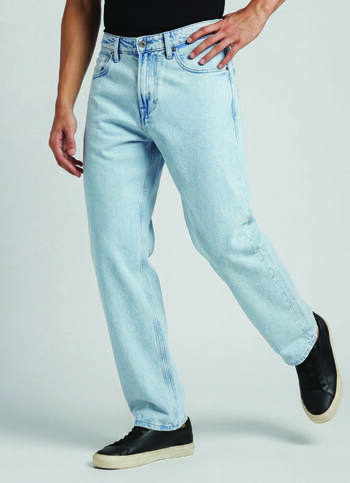Men Light Blue Mid Rise Baggy Fit Tapered Jeans