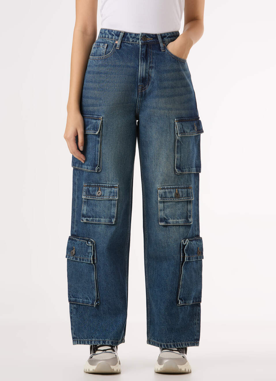 Women High Rise Straight Fit Cargo Jeans, , large image number 1